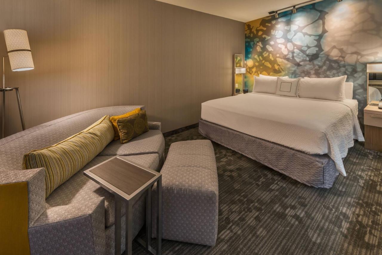 Courtyard By Marriott Reno Downtown/Riverfront Екстериор снимка