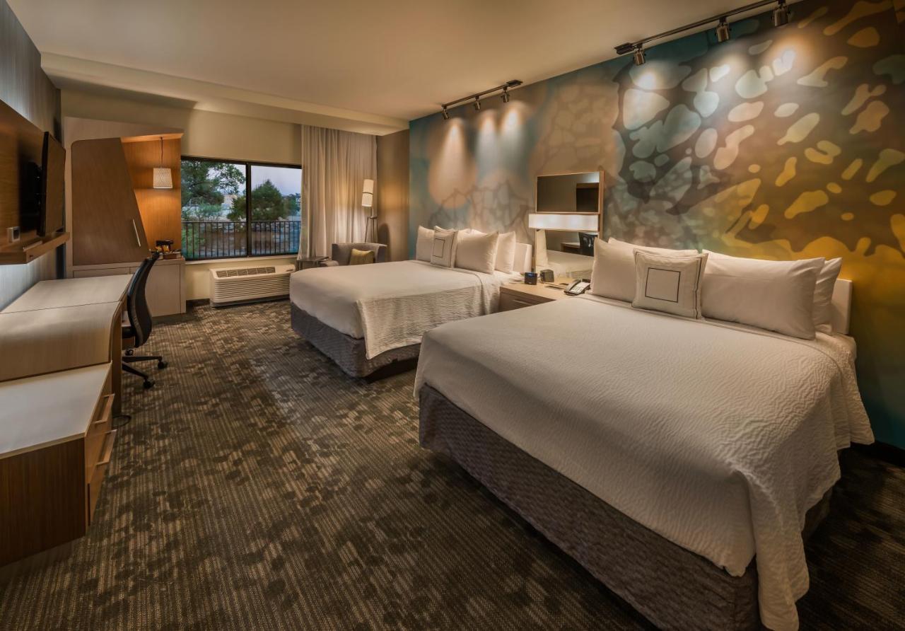 Courtyard By Marriott Reno Downtown/Riverfront Екстериор снимка