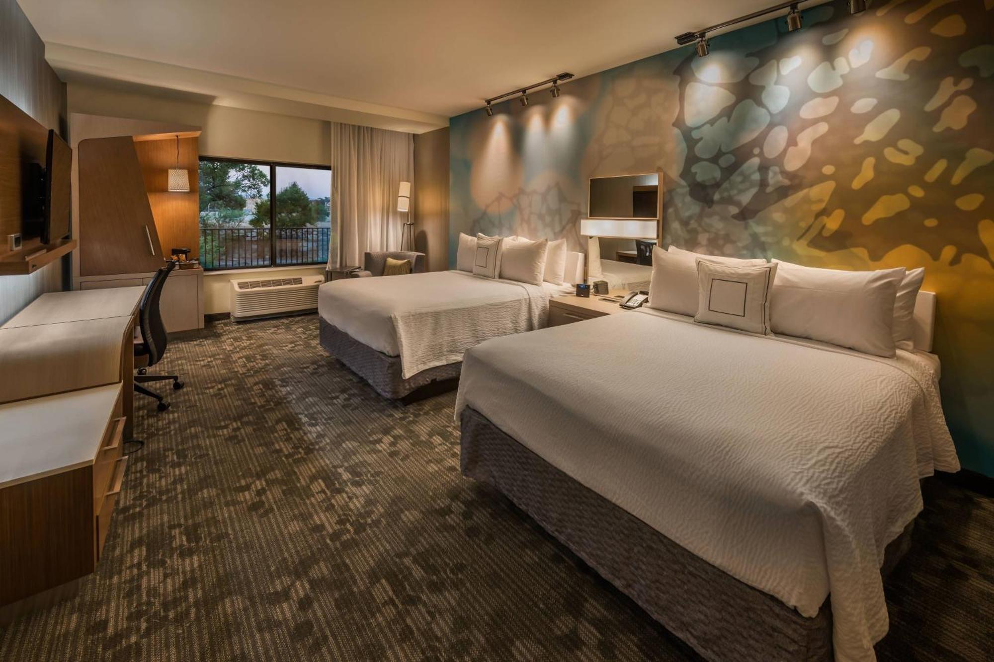 Courtyard By Marriott Reno Downtown/Riverfront Екстериор снимка